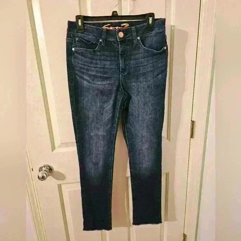 Seven7 Slim Straight Jeans Womens Size 6
